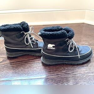 Sorel Faux Fur Lined Women’s Lace Up Explorer Carnival Boots Waterproof - Size 5
